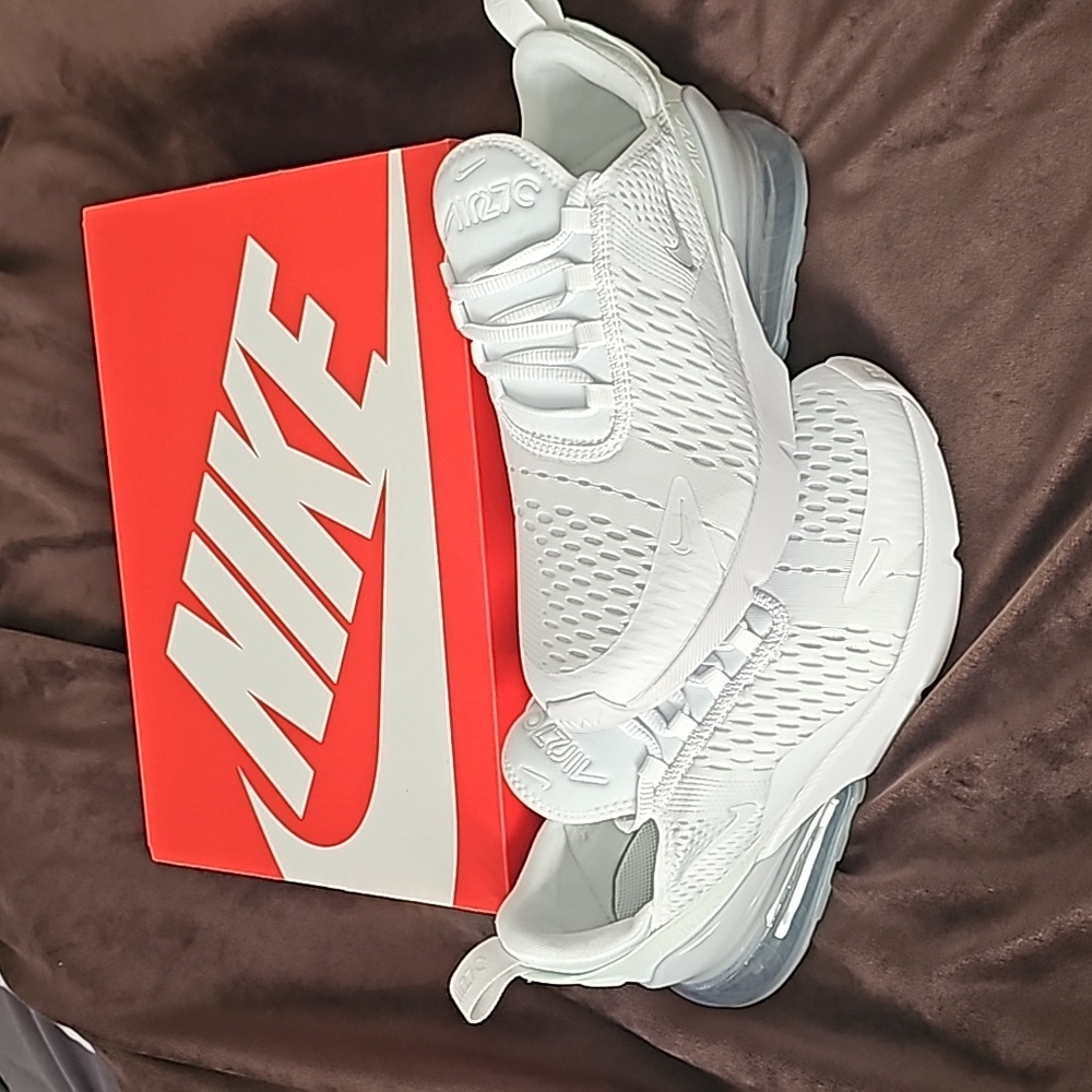 Nike Air Max 270